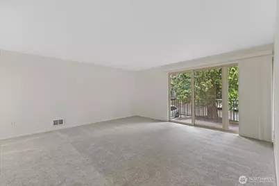 11006 NE 68th Street #819, Kirkland, WA 98033 - Photo 8