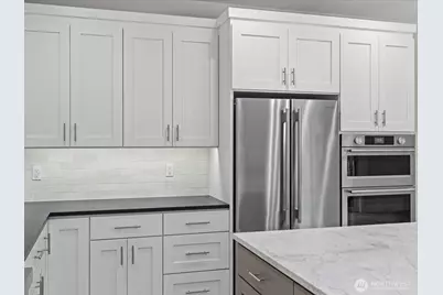 9207 NE 175th Street #B, Bothell, WA 98011 - Photo 8