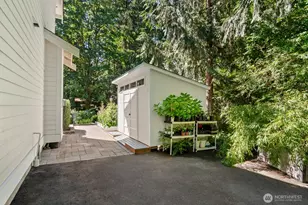 18235 NE 196th Ct, Woodinville, WA 98077 - Photo 28
