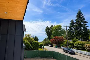 4909 SW Canada Dr, Seattle, WA 98136 - Photo 14