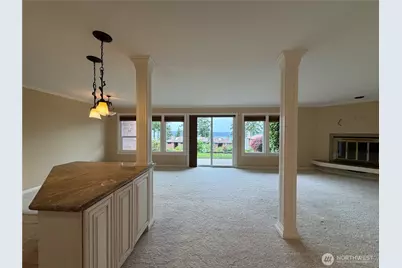 8112 53rd Avenue W #611, Mukilteo, WA 98275 - Photo 4