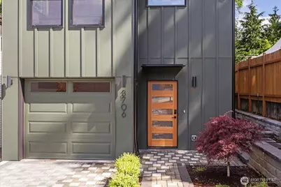 3706 NE 137th Street, Seattle, WA 98125 - Photo 2