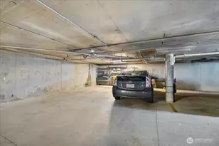 1958 Harvard Ave E, Seattle, WA 98102 - Photo 32