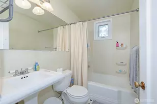 910 E Prospect St, Seattle, WA 98102 - Photo 16
