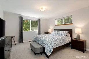 41 E Rainier Dr, Allyn, WA 98524 - Photo 20