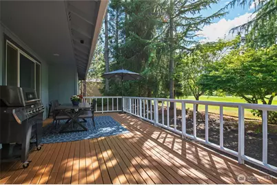 41 E Rainier Drive, Allyn, WA 98524 - Photo 32