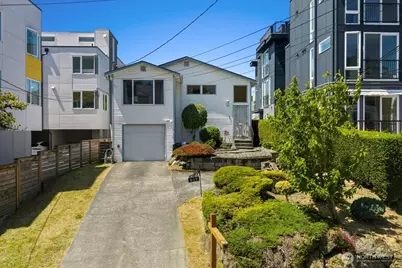 917 28th Avenue S, Seattle, WA 98144 - Photo 1