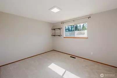 12712 1st Avenue Ct E, Tacoma, WA 98445 - Photo 24