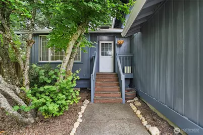 9711 Vantage Terrace Court SE, Olympia, WA 98513 - Photo 2
