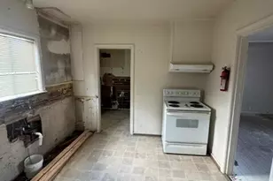 8205 S Bell St St, Tacoma, WA 98408 - Photo 4