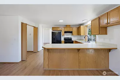15012 2nd Avenue E, Tacoma, WA 98445 - Photo 10