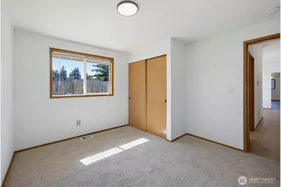 15012 2nd Avenue E, Tacoma, WA 98445 - Photo 18
