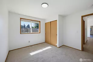 15012 2nd Ave E, Tacoma, WA 98445 - Photo 18