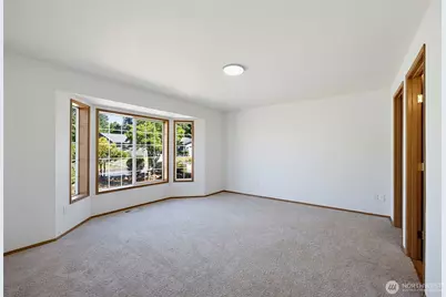 15012 2nd Avenue E, Tacoma, WA 98445 - Photo 14