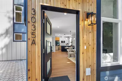 3035 A 21st Avenue W, Seattle, WA 98199 - Photo 2