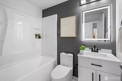 3035 A 21st Avenue W, Seattle, WA 98199 - Photo 20