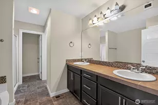 11552 174th St E, Puyallup, WA 98374 - Photo 12