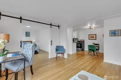 919 2nd Avenue W #505, Seattle, WA 98119 - Photo 8