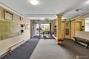 919 2nd Ave W, Seattle, WA 98119 - Photo 22