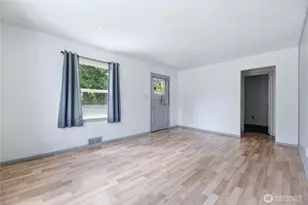 1911 E 72nd St, Tacoma, WA 98404 - Photo 6