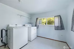 1911 E 72nd St, Tacoma, WA 98404 - Photo 14