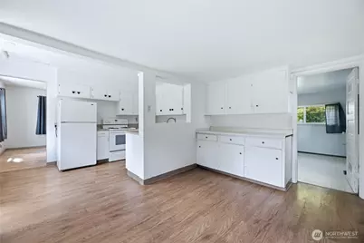 1911 E 72nd Street, Tacoma, WA 98404 - Photo 10