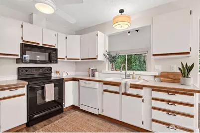 909 N James Avenue, East Wenatchee, WA 98802 - Photo 10