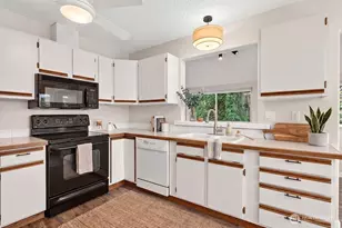 909 N James Ave, East Wenatchee, WA 98802 - Photo 10