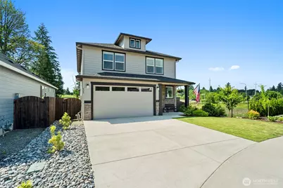 923 NW 26th Way, Battle Ground, WA 98604 - Photo 2