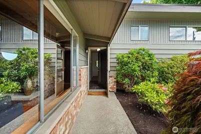 6901 N 18th Street, Tacoma, WA 98406 - Photo 2