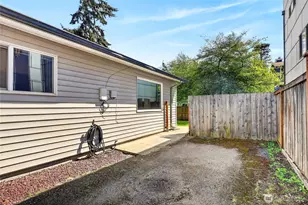 2827 SW Nevada St, Seattle, WA 98126 - Photo 8