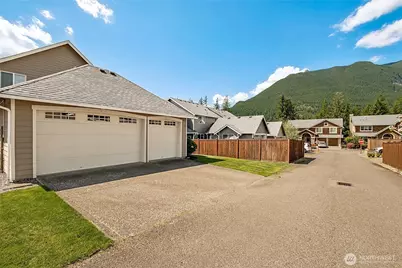 1670 Eagles Nest Place SE, North Bend, WA 98045 - Photo 32