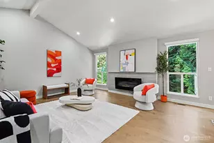 14023 SE 60th St, Bellevue, WA 98006 - Photo 8
