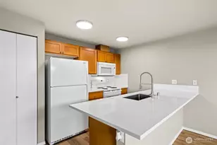 4042 S Warner St, Tacoma, WA 98409 - Photo 2