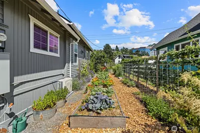 523 Williams Avenue S, Renton, WA 98057 - Photo 32