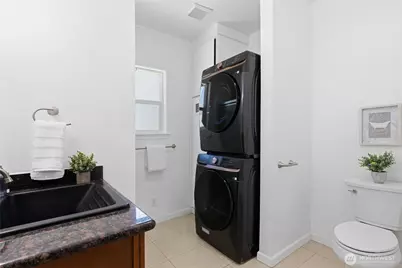 950 I Street NE, Auburn, WA 98002 - Photo 14