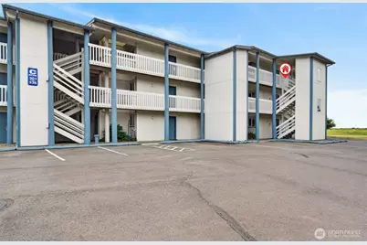 210 26th Street NW #301A-B, Long Beach, WA 98631 - Photo 2