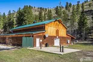 710 Antoine Creek Rd, Chelan, WA 98816 - Photo 4