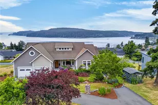 6426 Ivy St, Anacortes, WA 98221 - Photo 2