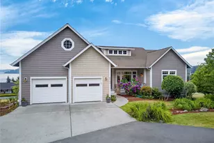 6426 Ivy St, Anacortes, WA 98221 - Photo 1