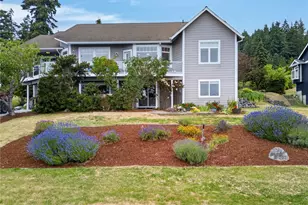 6426 Ivy St, Anacortes, WA 98221 - Photo 4