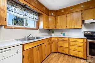 634 Dearborn Ave, Shelton, WA 98584 - Photo 8