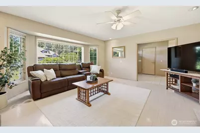 4225 Montgomery Place, Mount Vernon, WA 98274 - Photo 8