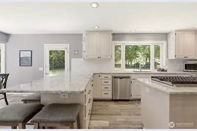 4225 Montgomery Place, Mount Vernon, WA 98274 - Photo 16