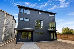 5301 49th Ave SW, Seattle, WA 98136 - Photo 2