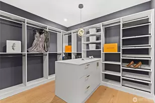 9535 Dayton Ave N, Seattle, WA 98103 - Photo 32