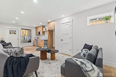 9535 Dayton Avenue N, Seattle, WA 98103 - Photo 20