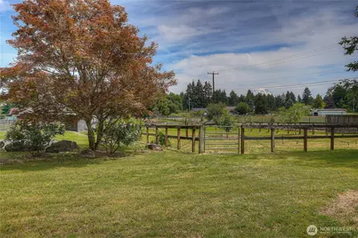 18109 28th Avenue E, Tacoma, WA 98445 - Photo 36