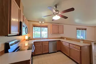 51 SE Cabana Ave, Shelton, WA 98584 - Photo 10