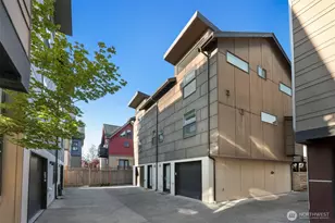 1508 44th Ave SW, Seattle, WA 98116 - Photo 2
